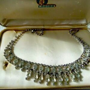 vintage jewerly case with rhinestone